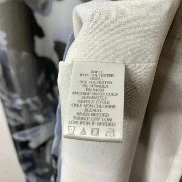 Isaac Mizrahi Live Floral Maxi Dress - Picture 4 of 6